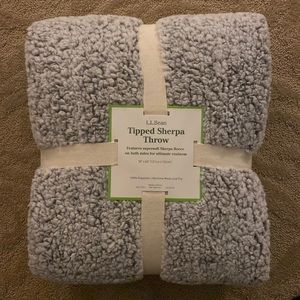 LL Bean tipped Sherpa throw